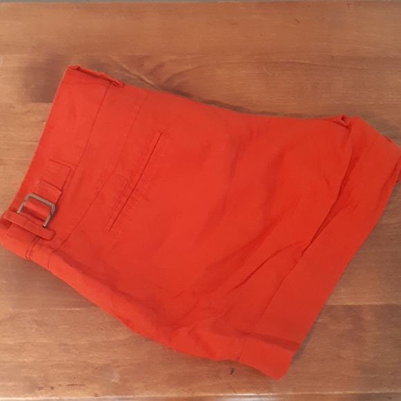 Banana Republic Linen shorts - Picture 3 of 4
